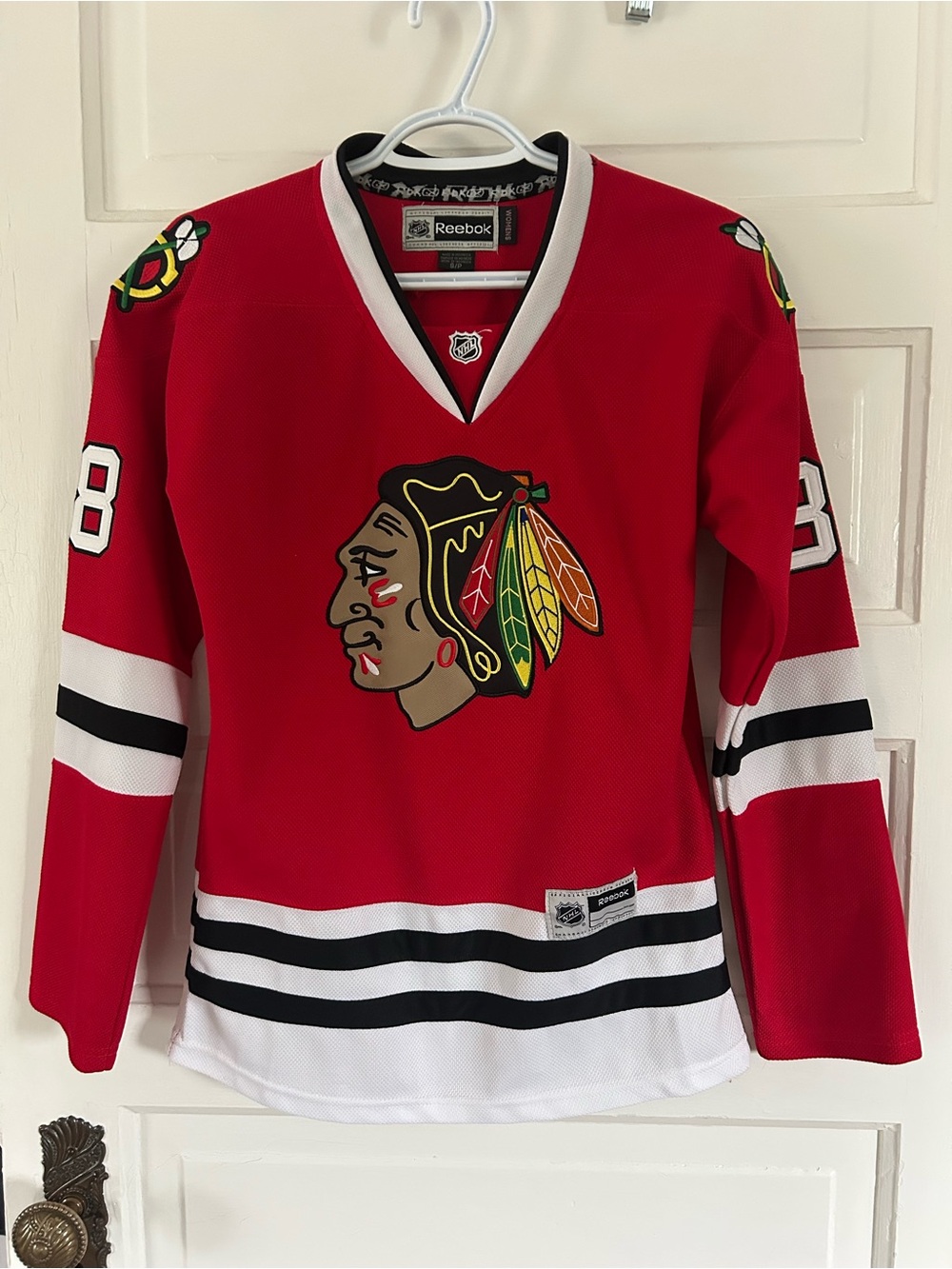 Reebok Women’s Chicago Blackhawks Patrick Kane Red NHL Jersey, Sewn! Small